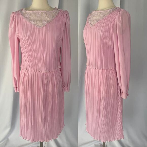 Vintage 70s Dress Size 4 Light Pink Pleated Puff Sleeve Lace Coqutte Romantic - Picture 1 of 16